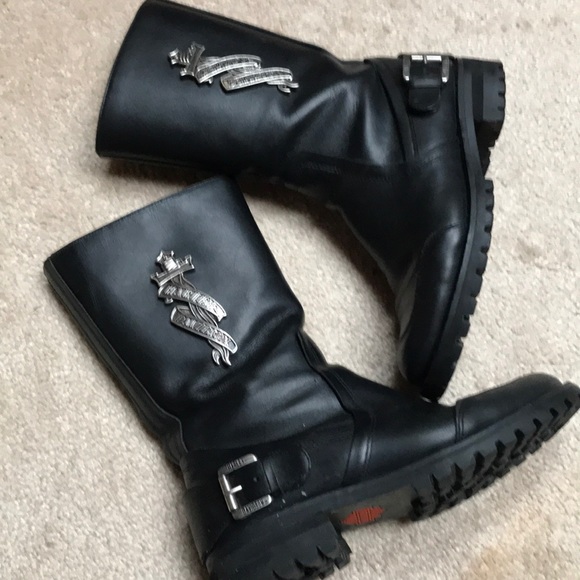 Harley-Davidson Shoes - Harley Davidson Blk Boots Vibram soles, inside zip